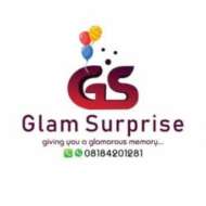 Glam surprise